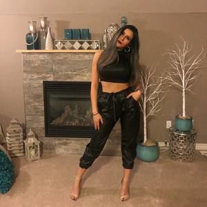 Meet your Posher, Miranda